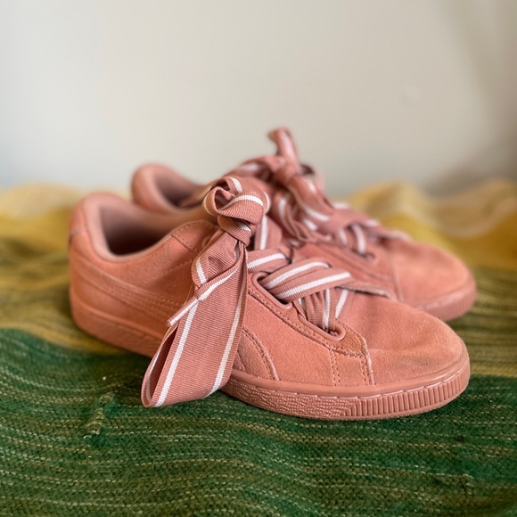 Puma Suede Heart Satin II Cameo Brown Pink Womens Casual Sneakers - Picture 1 of 6